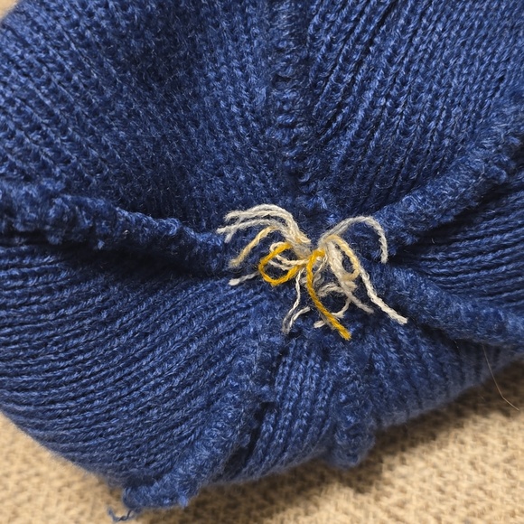 Cirque Aspen Beanie - Picture 5 of 11